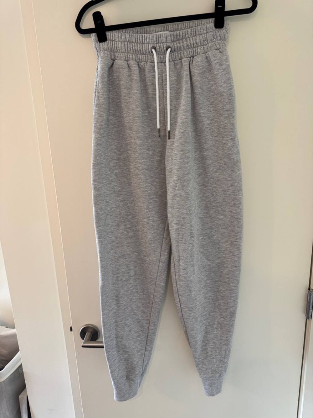 Streetwear Society Gray Drawstring High-waisted Joggers- size M